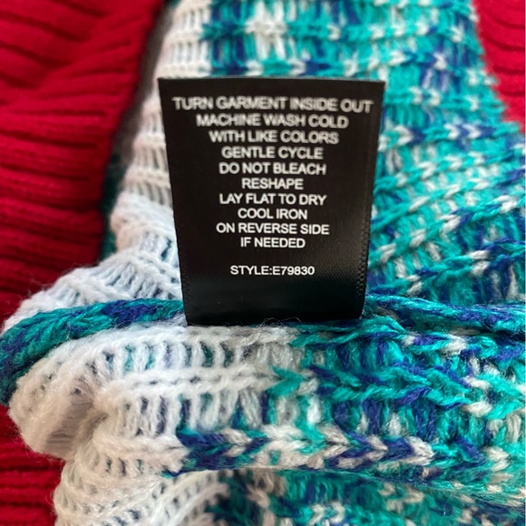 Blizzard Bay Ugly Christmas Holiday Sweater Santa Surfing Beach NWT Size L - Picture 5 of 6